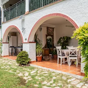  Apartamento Con Terraza Y Amplio Jardín Privado