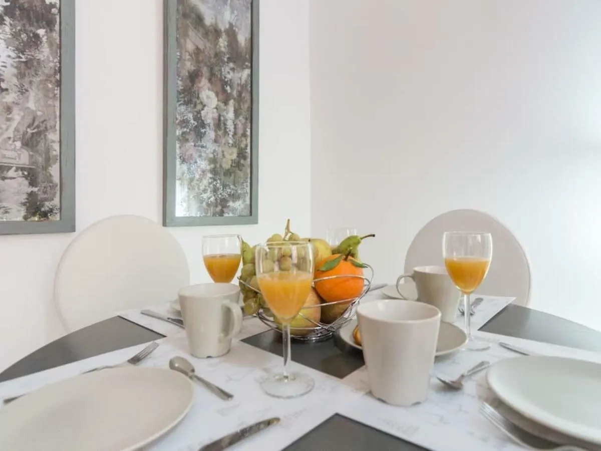 Apartamentos Bolsa Larios Malaga 0*,