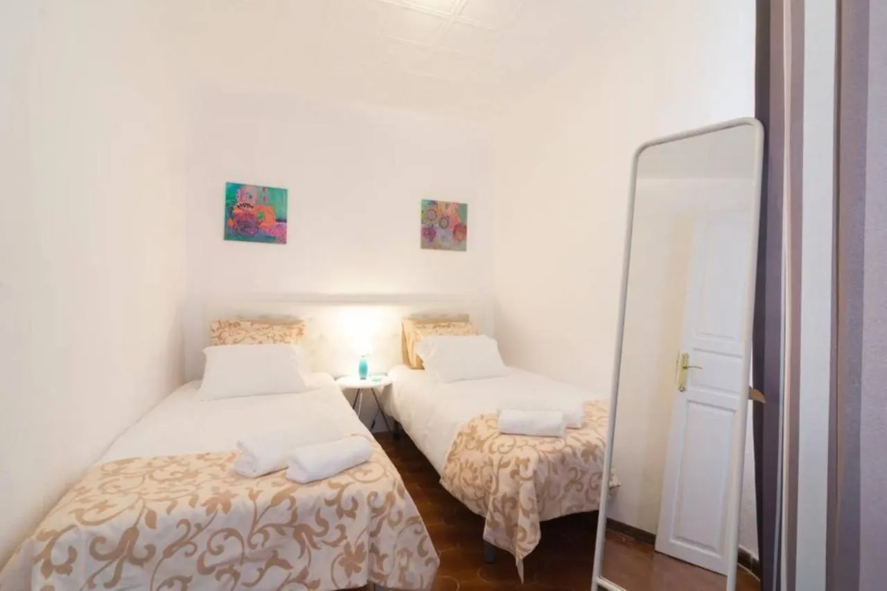 Apartamentos Bolsa Larios Malaga Apartment
