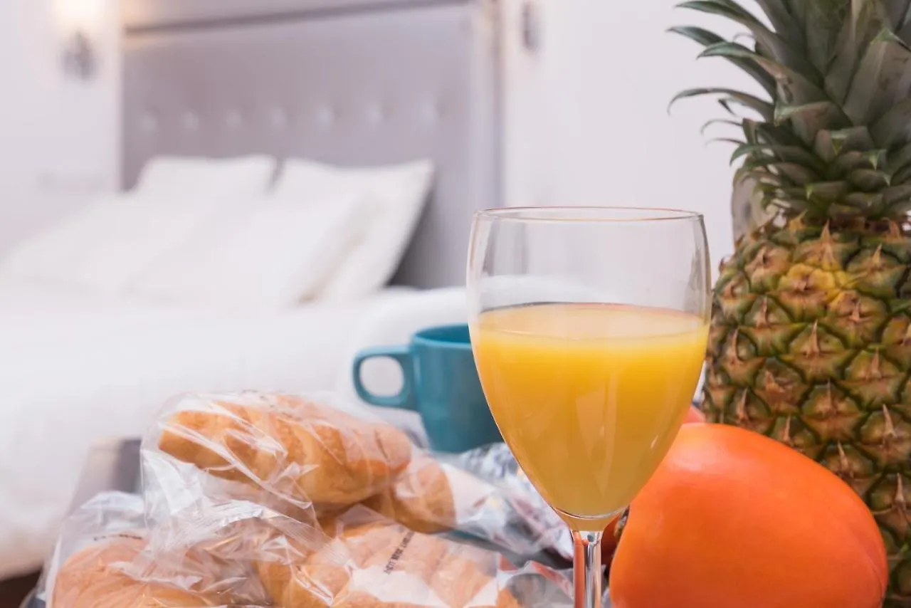 Apartamentos Bolsa Larios Malaga 0*,
